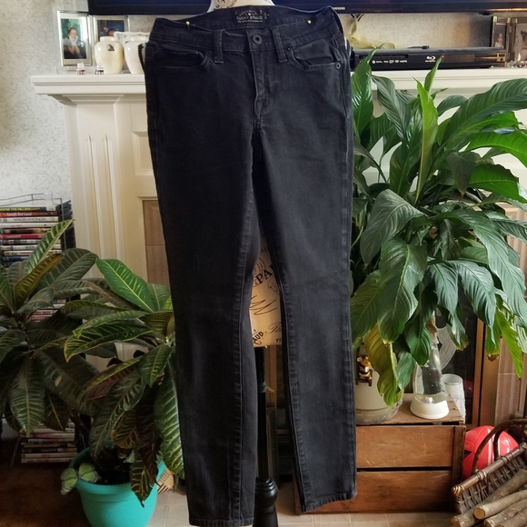 🔥LUCKY Brand SOFIA SKINNY Jeans - Picture 2 of 8